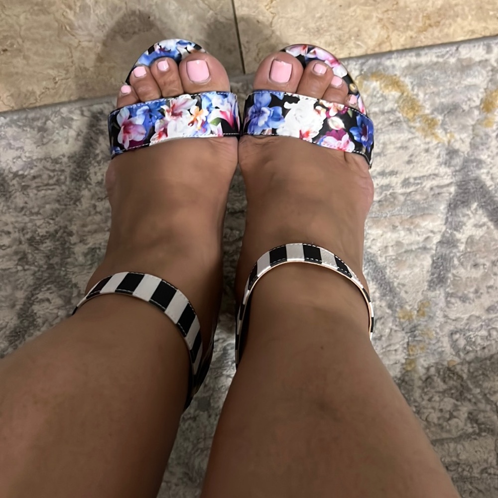 NWT TORRID heels